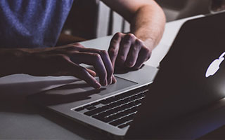 imToken官网版与移动版下载对比：特色、优势与不足解析